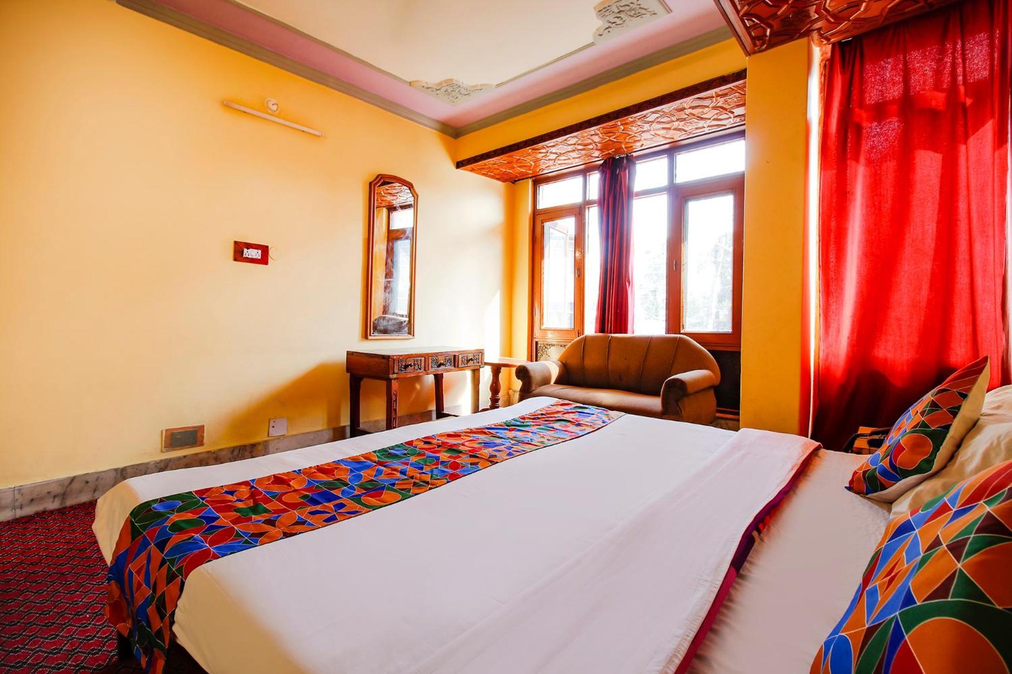 Durgjan Fabhotel Kashmir Hilltown מראה חיצוני תמונה