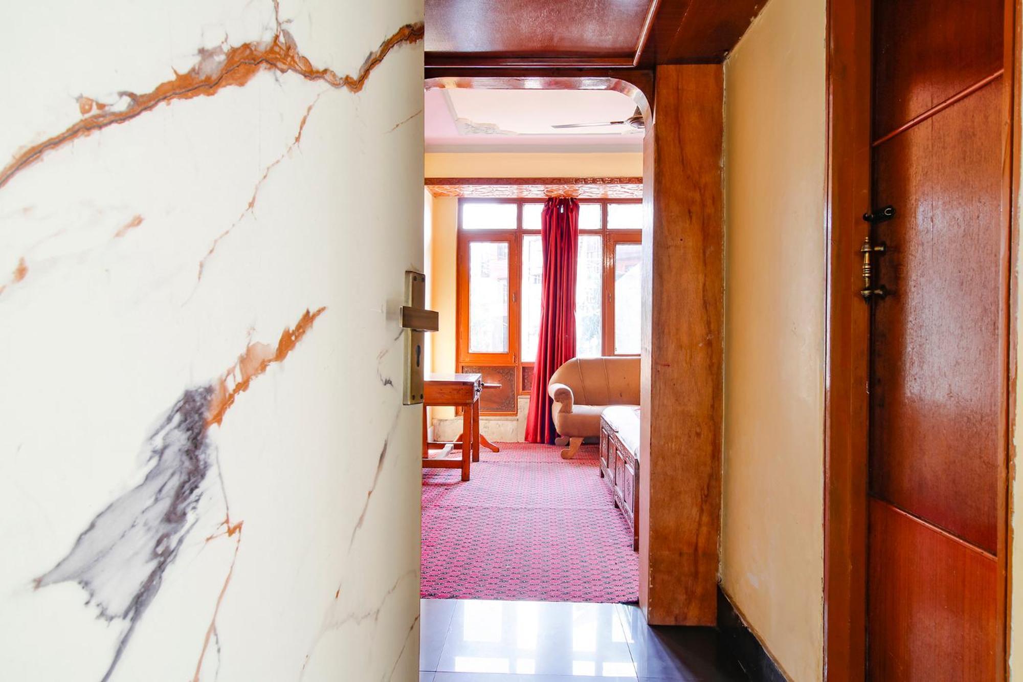 Durgjan Fabhotel Kashmir Hilltown מראה חיצוני תמונה